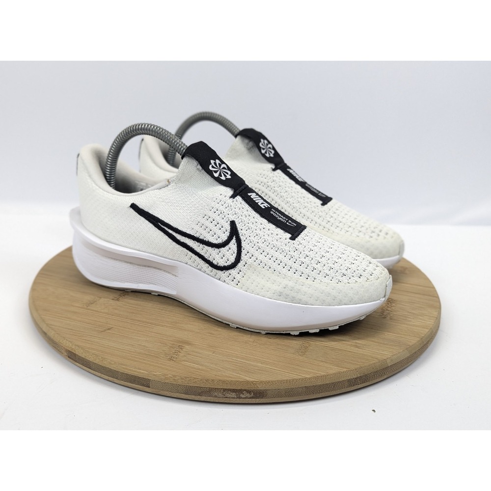 Nike Easyon Shoes White Knit Womans 7.5 Run Slip On Sneakers Interact Road